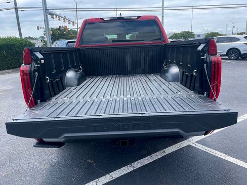 Used 2025 Toyota Tundra Limited AWD/4WD image 21