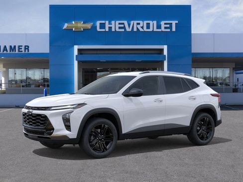 New 2026 Chevrolet Trax ACTIV w/ Driver Confidence Package image 2