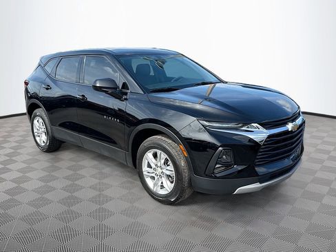 Used 2021 Chevrolet Blazer LT FWD image 4