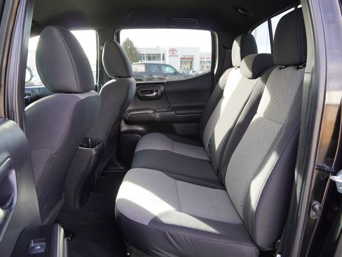 Certified 2023 Toyota Tacoma TRD Off-Road w/ Technology Package image 19