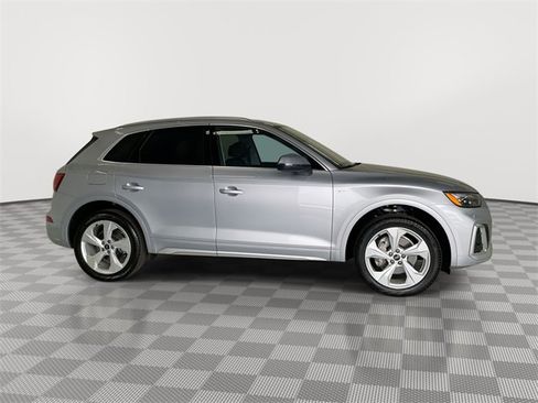 Used 2025 Audi Q5 2.0T Premium Plus image 12