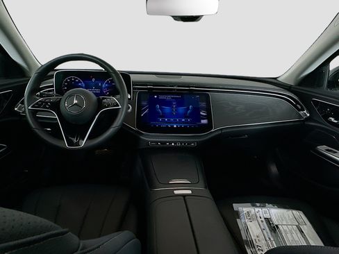Certified 2026 Mercedes-Benz E 350 4MATIC Sedan image 28