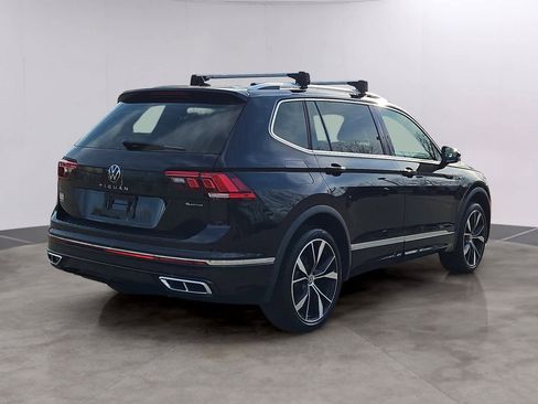 Certified 2023 Volkswagen Tiguan SEL R-Line AWD/4WD image 4