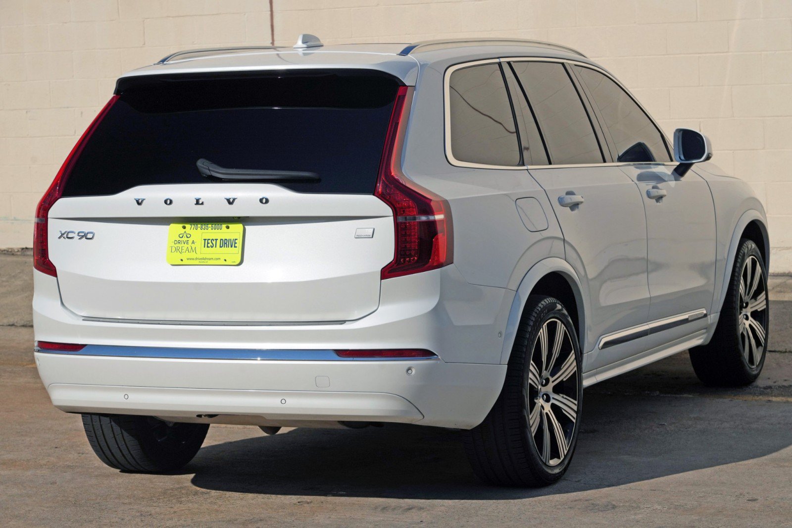 Used 2024 Volvo XC90 T8 Plus w/ Protection Package Premier AWD/4WD image 55