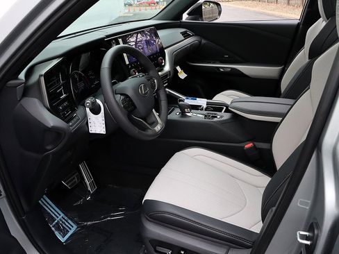 New 2026 Lexus TX 350 350 F SPORT Handling image 14