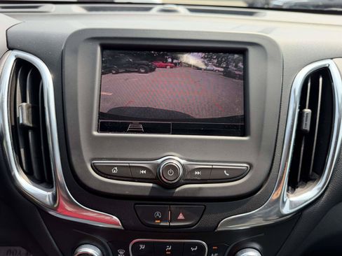 Certified 2023 Chevrolet Equinox LT FWD image 19