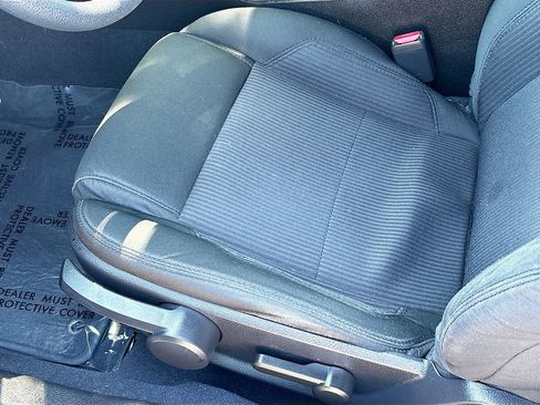 Used 2010 Ford Mustang GT RWD image 18