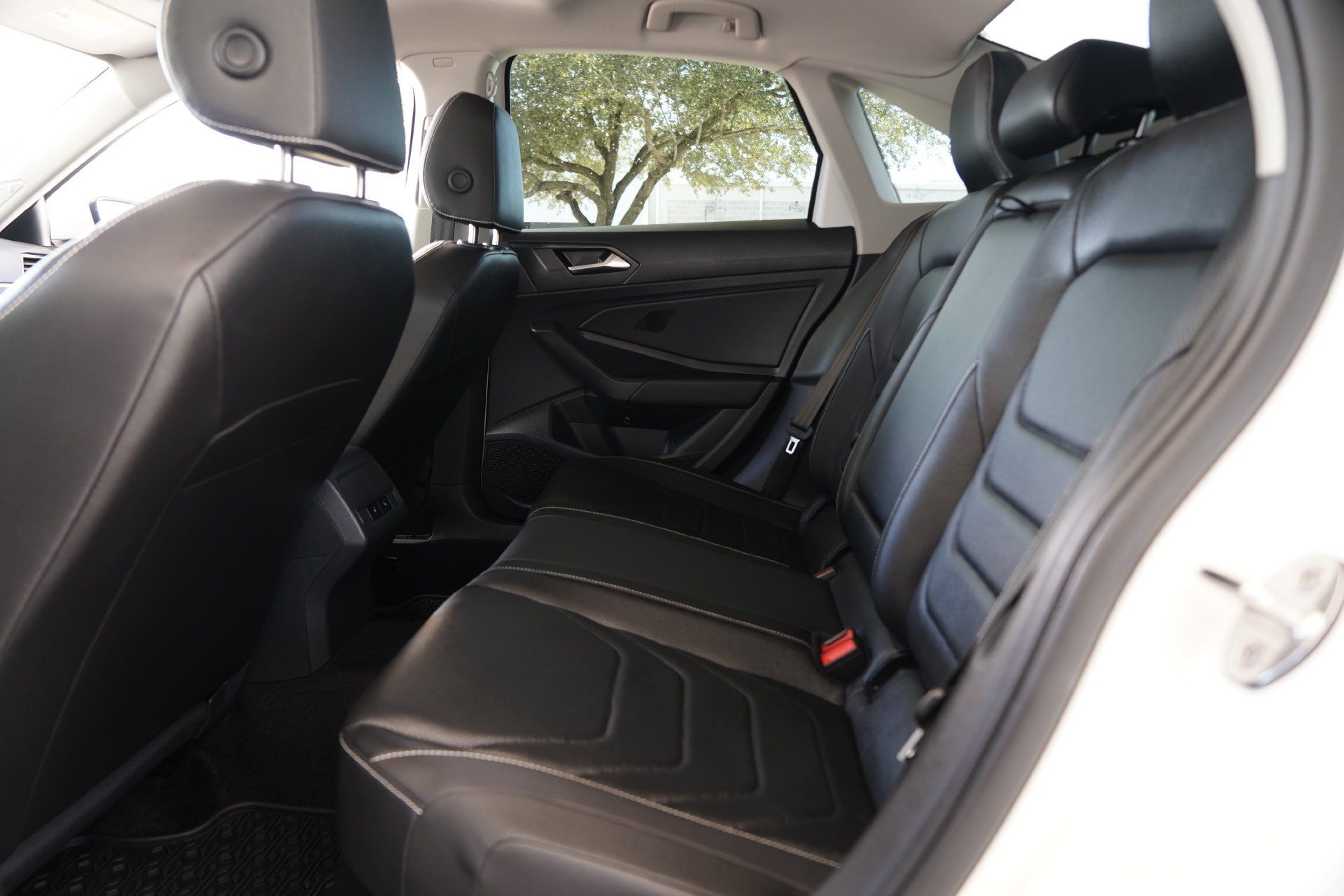 Used 2024 Volkswagen Jetta SEL FWD image 24