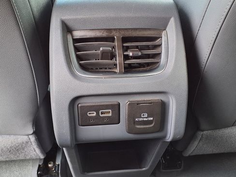 Used 2020 Chevrolet Blazer LT w/ Sound & Technology Package image 18