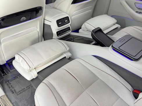 Used 2023 Mercedes-Benz Maybach GLS 600 4MATIC image 60