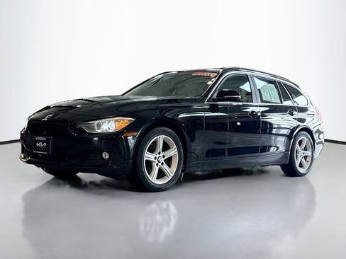 Used 2015 BMW 328i xDrive Wagon image 12