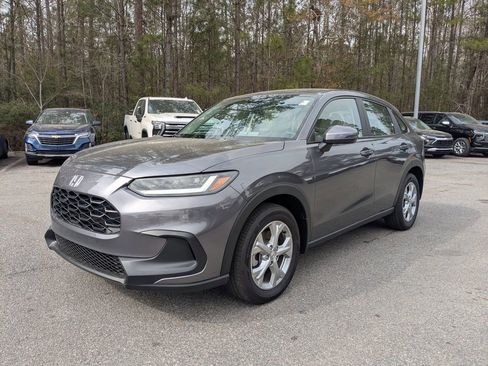 Used 2023 Honda HR-V LX image 7