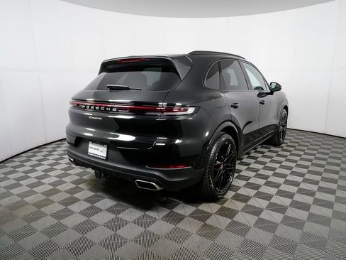 New 2026 Porsche Cayenne AWD/4WD image 30