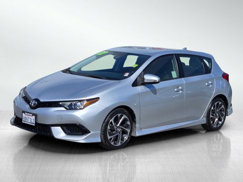 Used 2017 Toyota Corolla iM w/ All-Weather Mat Package FWD image 8
