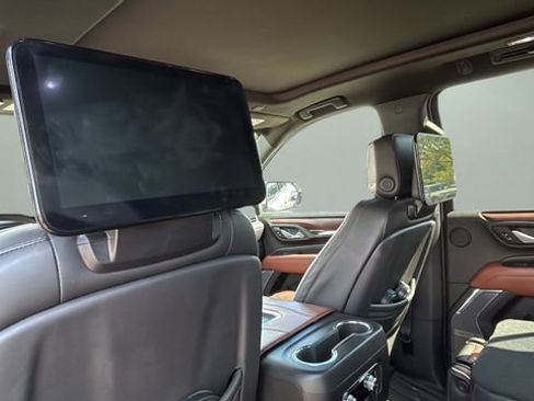 Used 2023 GMC Yukon XL Denali Ultimate image 26