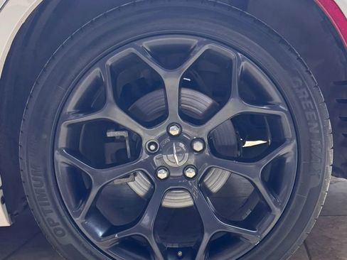 Used 2019 Chrysler 300 Touring w/ Sport Appearance Package RWD image 15