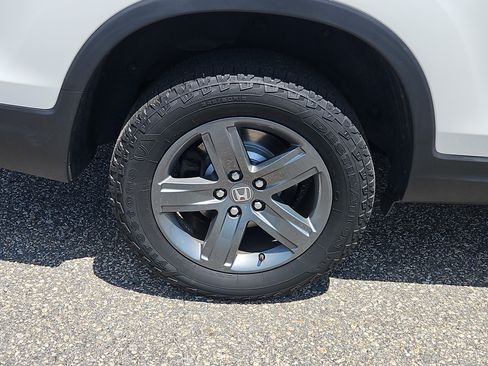 Certified 2023 Honda Ridgeline RTL image 4