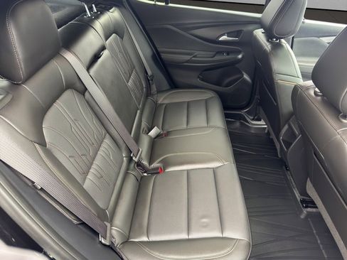 Certified 2025 Buick Envista Avenir image 22