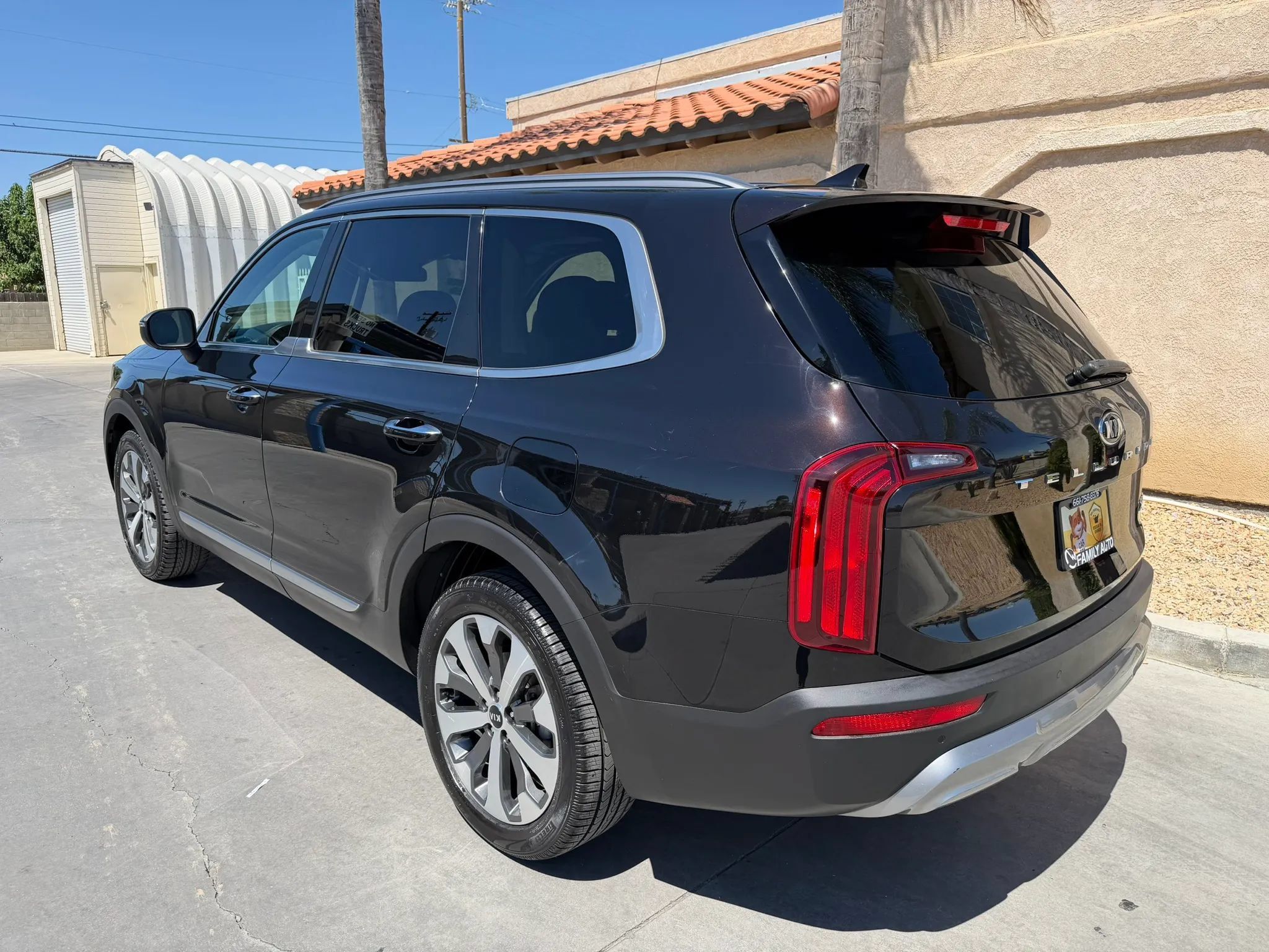 Used 2021 Kia Telluride S FWD image 13