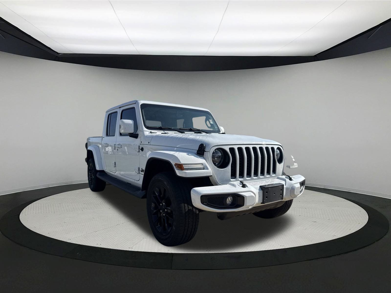 Used 2021 Jeep Gladiator Overland AWD/4WD image 1
