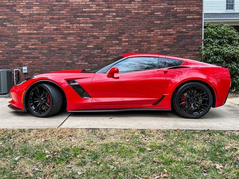 Used 2019 Chevrolet Corvette Z06 image 5