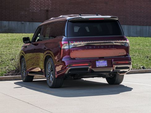 Used 2025 INFINITI QX80 Autograph w/ Autograph Exterior Package AWD/4WD image 5