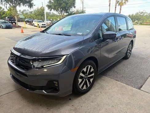 Used 2025 Honda Odyssey EX-L image 1