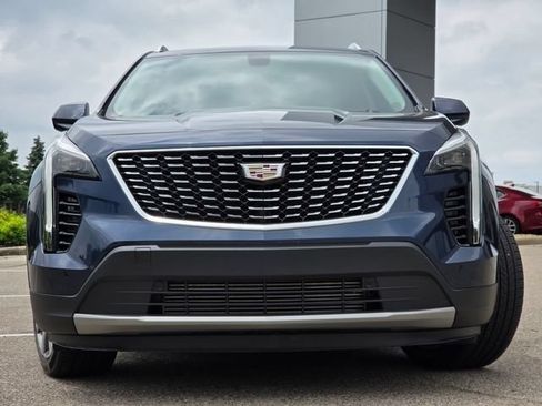 Used 2019 Cadillac XT4 Premium Luxury FWD image 8