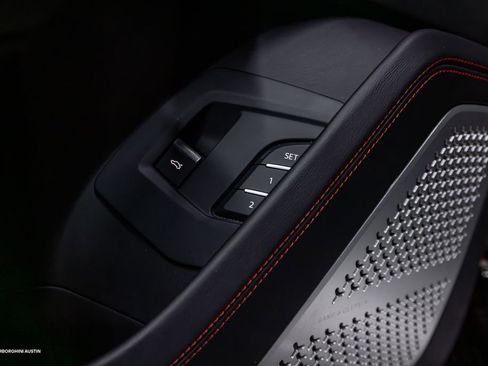 Used 2019 Lamborghini Urus AWD/4WD image 21