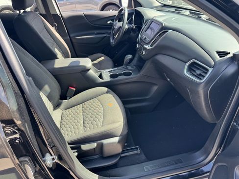 Used 2020 Chevrolet Equinox LT FWD image 26