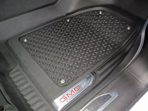 Used 2021 GMC Sierra 2500 AT4 image 52