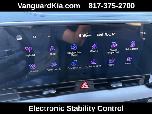 Used 2024 Kia Sportage EX w/ EX Premium Package image 19