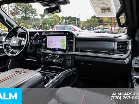 Used 2024 Ford F250 Platinum image 30