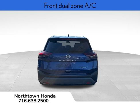Used 2021 Nissan Rogue SV w/ Premium Package image 6