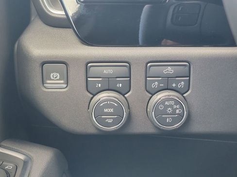 Used 2025 Chevrolet Silverado 1500 RST w/ Dark Appearance Package image 33