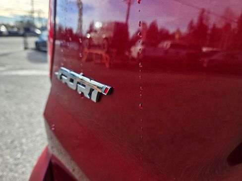 Used 2016 Ford Explorer Sport image 17