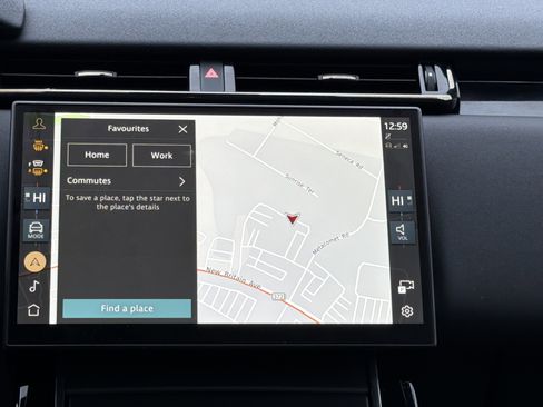 Used 2025 Land Rover Range Rover Velar Dynamic SE image 19