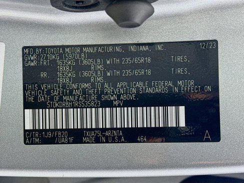 Certified 2024 Toyota Highlander LE AWD/4WD image 31
