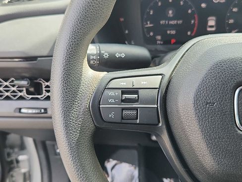 Certified 2024 Honda Accord LX image 20