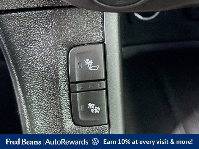 Used 2017 GMC Acadia SLE w/ Driver Alert Package I FWD image 25
