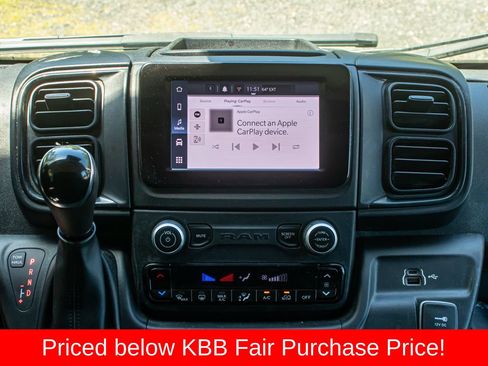 Used 2024 RAM ProMaster 2500 w/ Convenience Group FWD image 18