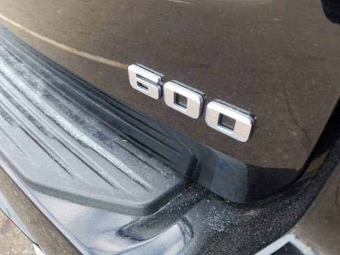 Used 2021 Cadillac Escalade ESV Premium Luxury image 34