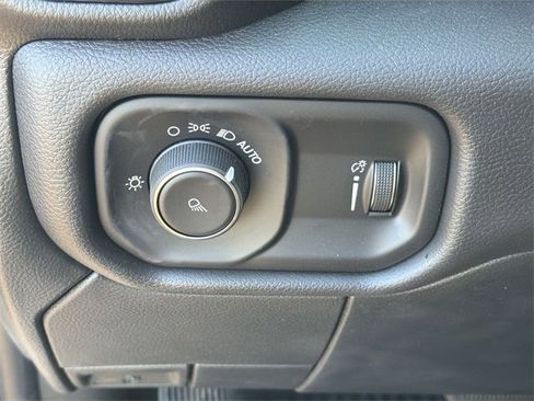 New 2024 RAM 2500 Tradesman w/ Chrome Appearance Group image 28