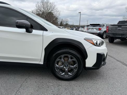 Used 2022 Subaru Crosstrek 2.5i Sport w/ Moonroof Package image 42