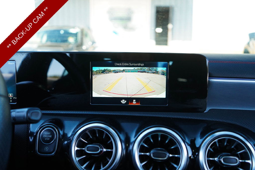 Used 2022 Mercedes-Benz CLA 250 4MATIC image 11