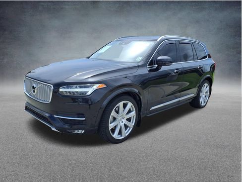 Used 2018 Volvo XC90 T6 Inscription w/ Convenience Package AWD/4WD image 3