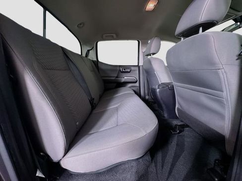 Certified 2023 Toyota Tacoma SR5 AWD/4WD image 28