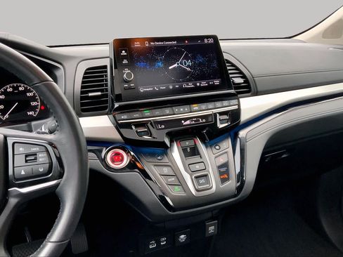 Used 2025 Honda Odyssey Touring image 7