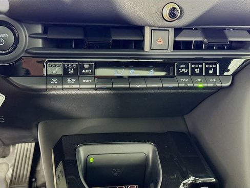 New 2026 Toyota Crown Signia image 19