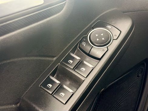 Used 2023 Ford Escape ST-Line w/ Equipment Group 301A AWD/4WD image 17